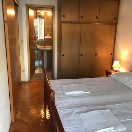 House Ivana Gorana Apartman Podgora